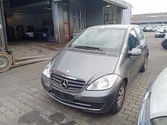Salvage car Mercedes A-klasse A (W169), Hatchback, 2004 / 2012 1.5 A-150 5-Drs. 2009/2