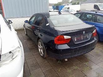 BMW 3-serie 3 serie (E90), Sedan, 2005 / 2011 320d 16V picture 3