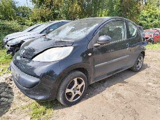 Sloopauto Peugeot 107 1.0 XR 2008/9