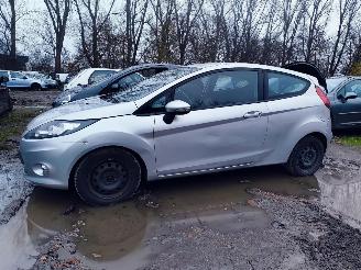 Voiture accidenté Ford Fiesta Ford Fiesta 1.6 TDCi ECOnetic Trend 2011/1