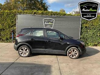 Vrakbiler auto Opel Crossland Crossland (X), SUV, 2017 1.2 Turbo 12V 2019/7