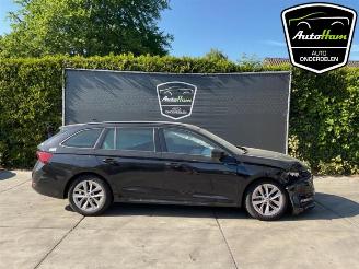 Sloopauto Skoda Octavia Octavia Combi (NXAC), Combi 5-drs, 2019 1.0 TSI 12V 2021/8