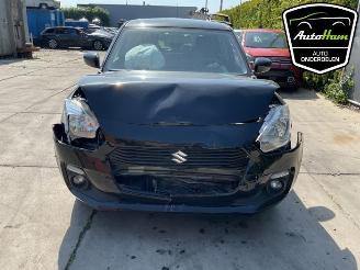 Vrakbiler auto Suzuki Swift Swift (ZC/ZD), Hatchback 5-drs, 2017 1.2 Dual Jet 16V SHVS 2021/2
