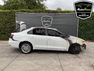 rozbiórka samochody osobowe Volkswagen Jetta Jetta IV (162/16A), Sedan, 2010 / 2017 1.4 TSI Hybrid 16V 2013/6