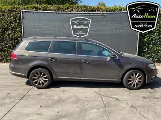krockskadad bil auto Volkswagen Passat Passat Variant (365), Combi, 2010 / 2015 1.4 TSI 16V 2013/10