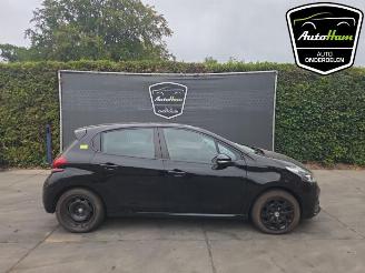 demontáž osobní automobily Peugeot 208 208 I (CA/CC/CK/CL), Hatchback, 2012 / 2019 1.2 Vti 12V PureTech 82 2017/2