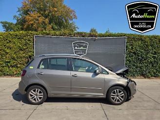 krockskadad bil auto Volkswagen Golf plus Golf Plus (5M1/1KP), MPV, 2005 / 2013 1.2 TSI BlueMOTION 2012/4
