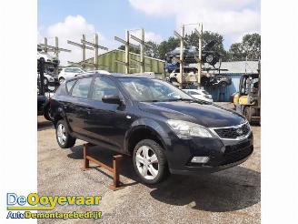 Autoverwertung Kia Cee d Cee'd Sporty Wagon (EDF), Combi, 2007 / 2012 1.4 16V 2011/10