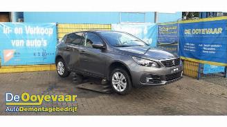 Dezmembrări autoturisme Peugeot 308 308 (L3/L8/LB/LH/LP), Hatchback 5-drs, 2013 / 2021 1.2 12V e-THP PureTech 110 2019/10