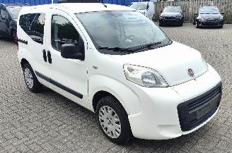 Schadeauto Fiat Qubo qubo pop moterschade 2014/2