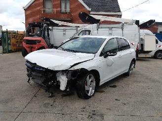 Unfallwagen Volkswagen Golf GTE 2023/6