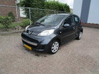 Avarii autoturisme Peugeot 107 Airco Radio/CD 5-Drs 2011/1