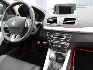 Renault Mégane Coupe 1.4 TCE Monaco GP Parelmoer Wit picture 12