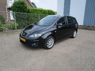 Voiture accidenté Seat Altea xl 1.2 TSI Navi Clima 6-Bak 2010/4