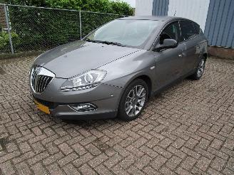 skadebil auto Lancia Delta 1.8 16V Automaat 200 PK 2011/4
