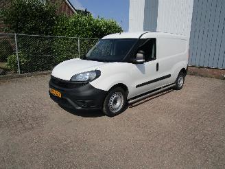 skadebil bedrijf Fiat Doblo 1.4 CNG Maxi 6-Bak 2022/1