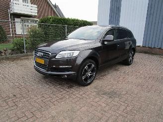 krockskadad bil auto Audi Q7 4.2 FSI Quattro 5+2 2006/6