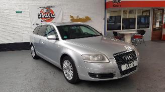 Schadeauto Audi A6 3.2 V6 24V FSI QUATTRO AUT COMBI  BENZ 3.123CC 188KW 256PK 4x4 2005/1