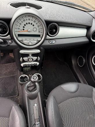 Mini Clubman 1.6 Cooper D Chili picture 16