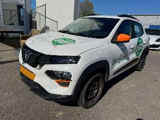 skadebil auto Dacia Spring Comfort Plus 27 kWh 2022/6