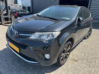 Schadeauto Toyota Rav-4 2.0 Style Top 5 editie 4WD 2014/10