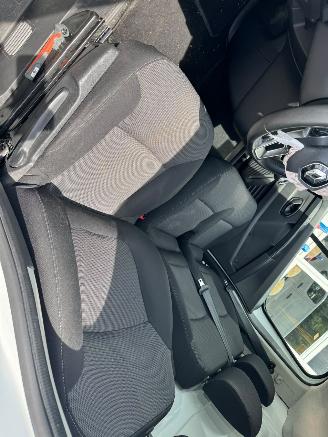 Renault Trafic 2.0 dCi 130 T30 L2H1 Work Edition picture 16
