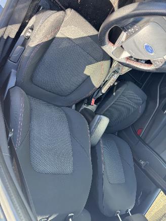 Ford Fiesta 1.0ECOB.ST-line picture 12