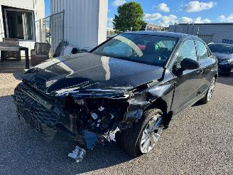skadebil auto Audi A3 Limousine 30 TFSI Advanced edition 2024/1