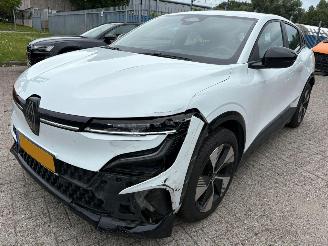 Schadeauto Renault Mégane E-Tech EV60 Optimum Charge Equilibre 2023/7