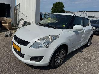Vaurioauto  passenger cars Suzuki Swift 1.2 Exclusive EASSS 2011/4
