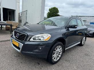  Volvo Xc-60 2.4 AUTOMAAT D5 AWD Momentum 2009/1