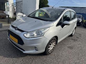 krockskadad bil auto Ford B-Max 1.0 EcoBoost Trend 2012/12