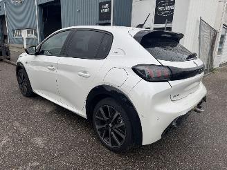 Peugeot 208 1.2 PureTech GT Pack AUTOMAAT picture 4
