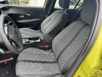 Peugeot e-208 EV Style 50 kWh picture 10