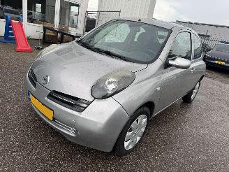 skadebil auto Nissan Micra 1.2 e-Vision 2004/12
