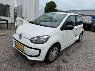 krockskadad bil auto Volkswagen Up! 1.0 take up! BlueMotion 2014/9