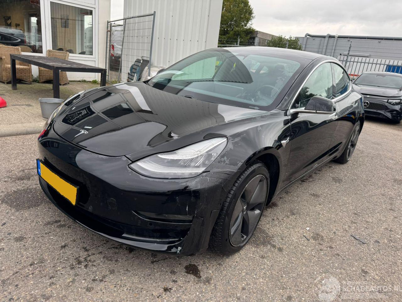 Tesla Model 3 Long Range AWD 75 kWh