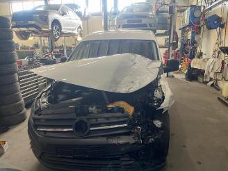 Uttjänta bilar auto Volkswagen Caddy Caddy IV, Van, 2015 2.0 TDI 75 2018/8
