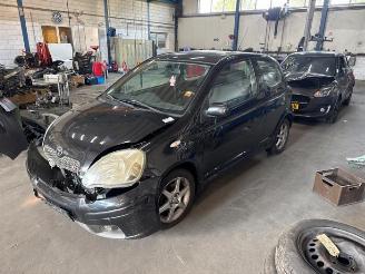 Uttjänta bilar auto Toyota Yaris Yaris (P1), Hatchback, 1999 / 2005 1.3 16V VVT-i 2004/4