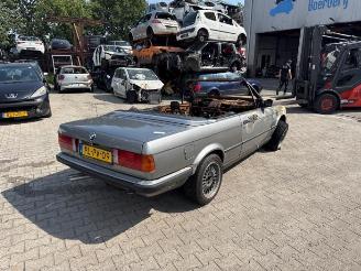 Dezmembrări autoturisme BMW 3-serie 3 serie (E30/2C), Cabrio, 1983 / 1993 325i 1987/5