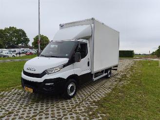 Unfall Kfz Van Iveco Daily DAILY 35S15 2015/2