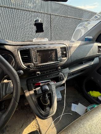 Citroën Jumpy 2.0 lang dubbele cabine airco navi picture 4