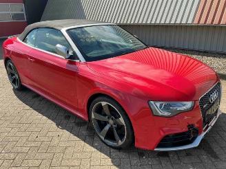 Schadeauto Audi Rs5 RS 5 (8F7), Cabrio, 2013 / 2015 4.2 V8 32V 2013
