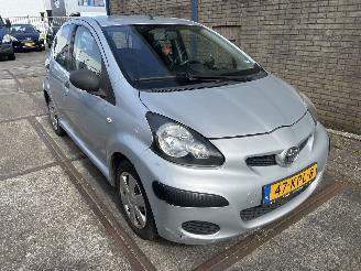 Coche accidentado Toyota Aygo 1.0 12V ACCESS 2010/1