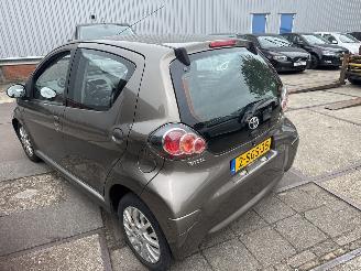 Unfallwagen Toyota Aygo 1.0  VVT-i Now 2013/10
