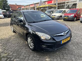 krockskadad bil auto Hyundai I-30 1.6 I-MOTION 2011/7
