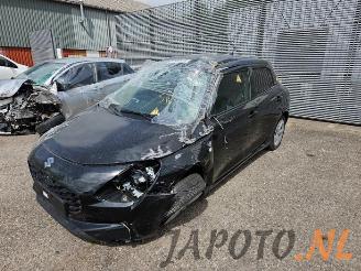Dezmembrări autoturisme Suzuki Swift Swift (ZCE/ZDE), Hatchback 5-drs, 2023 1.2 VVT 12V Hybrid 2024/11