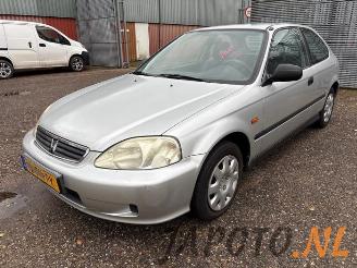 Uttjänta bilar auto Honda Civic Civic (EJ/EK), Hatchback 3-drs, 1995 / 2001 1.4i 16V 2000/5