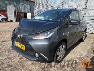 disassembly passenger cars Toyota Aygo Aygo (B40), Hatchback, 2014 1.0 12V VVT-i 2015/12