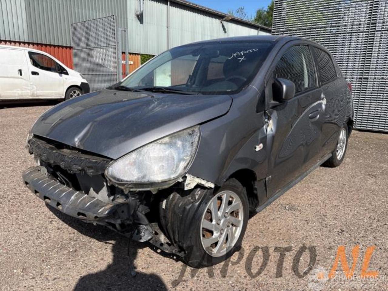 Mitsubishi Space-star Space Star (A0), Hatchback, 2012 1.0 12V